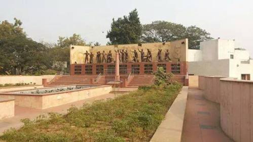 1937075_472792732904202_3911310429373704287_n